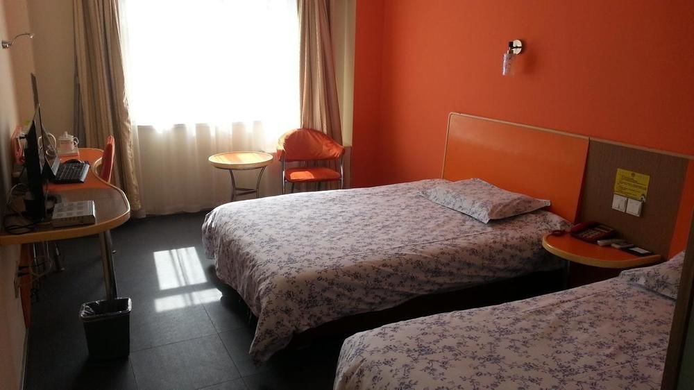 Motel 168 Hotel 乌鲁木齐 外观 照片
