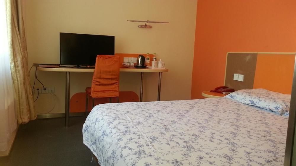 Motel 168 Hotel 乌鲁木齐 外观 照片